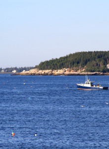 cropped-lobster-boat-sun.jpg