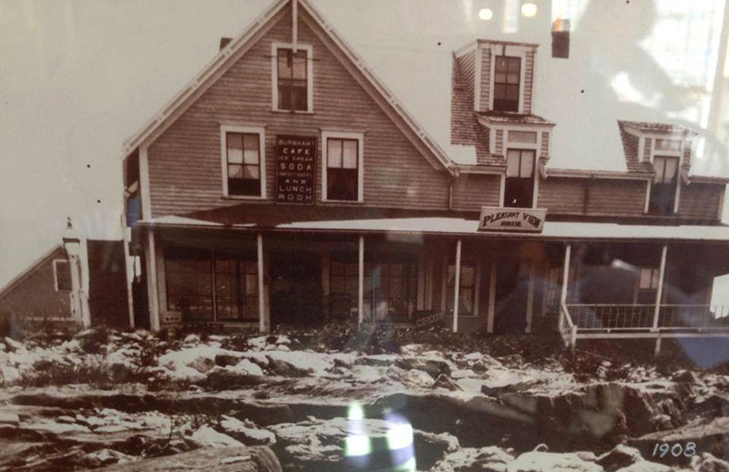 History Pleasant View Inn